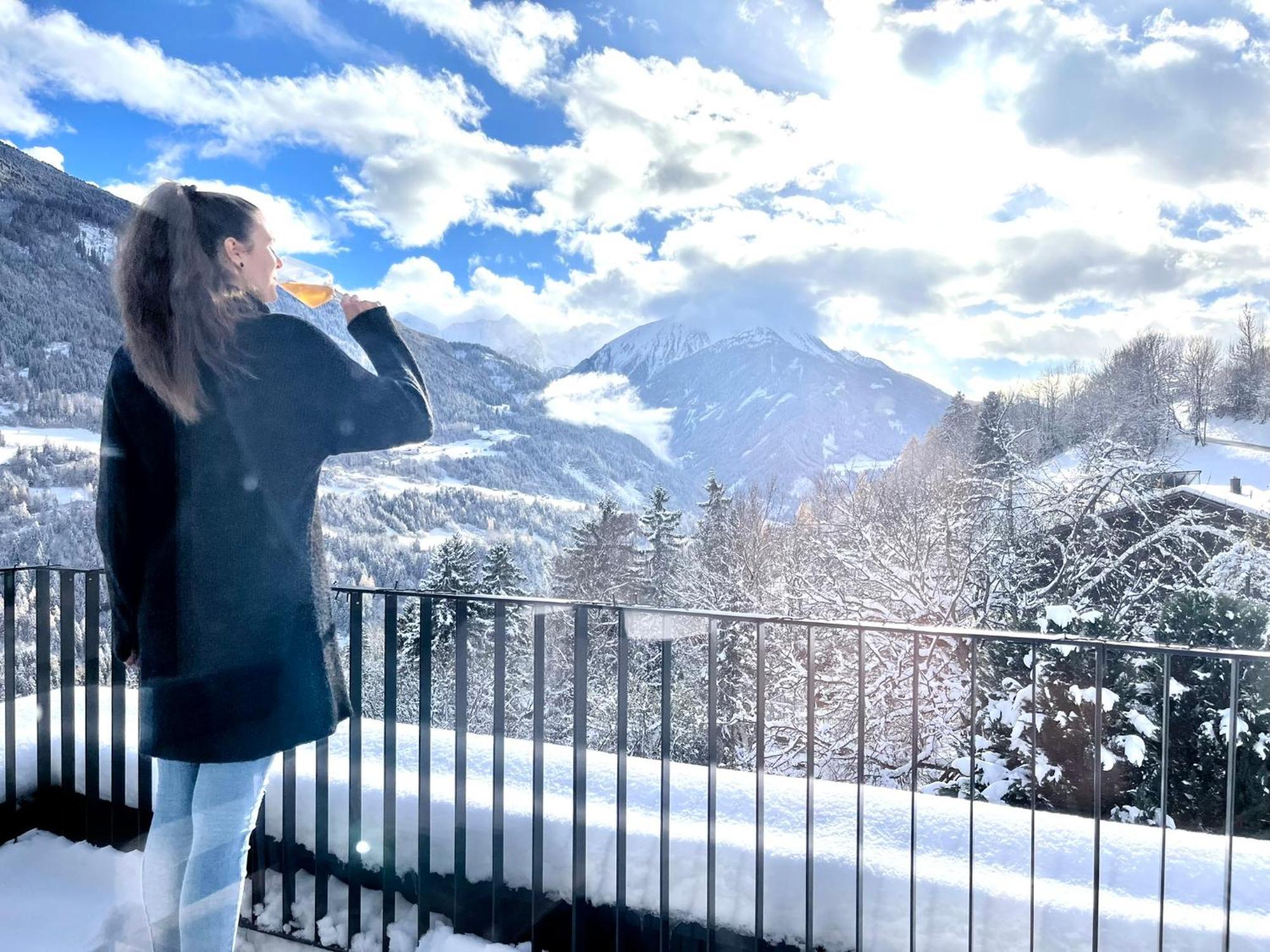 Apart Alpenzeit Arzl im Pitztal Esterno foto