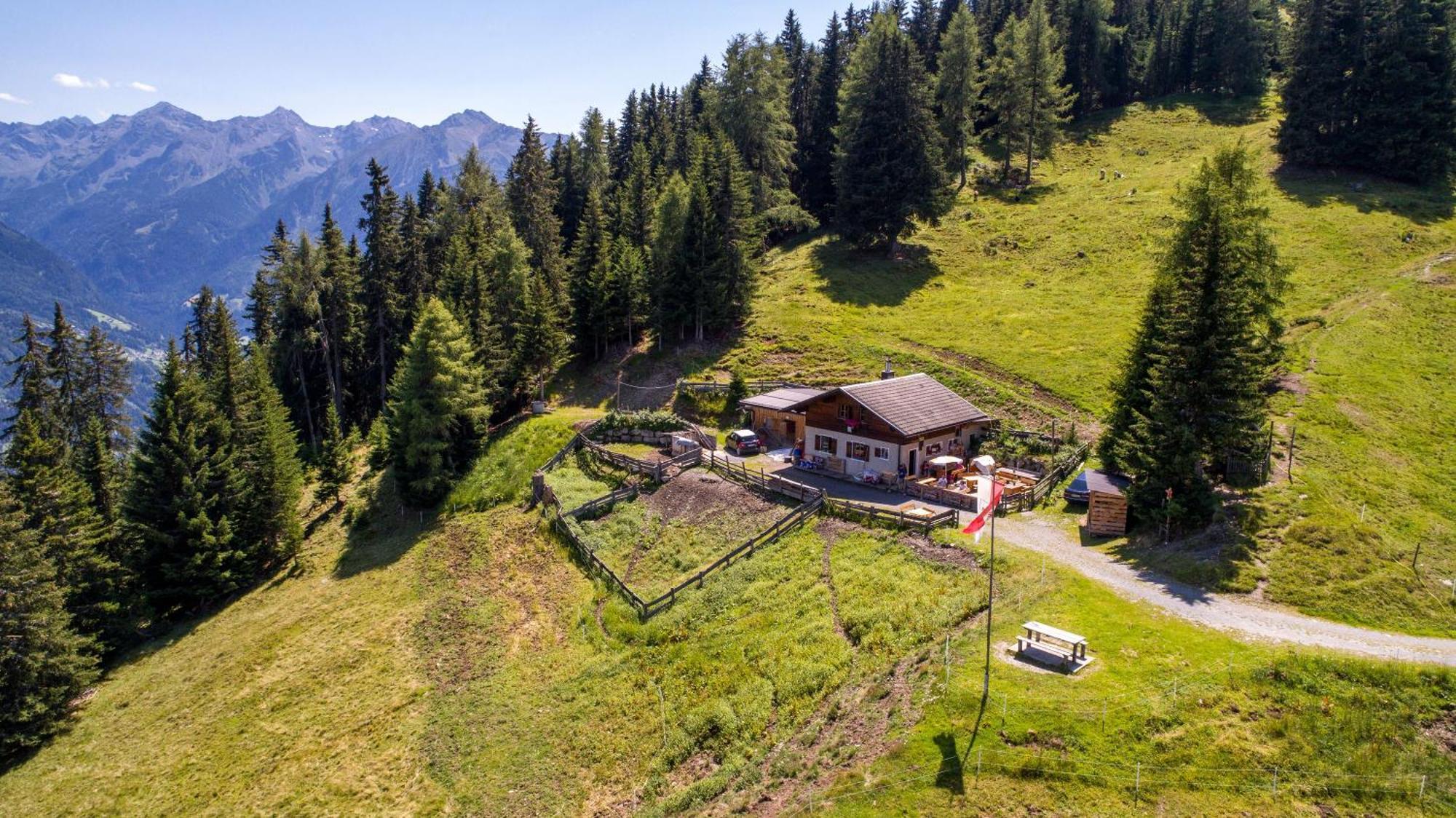 Apart Alpenzeit Arzl im Pitztal Esterno foto