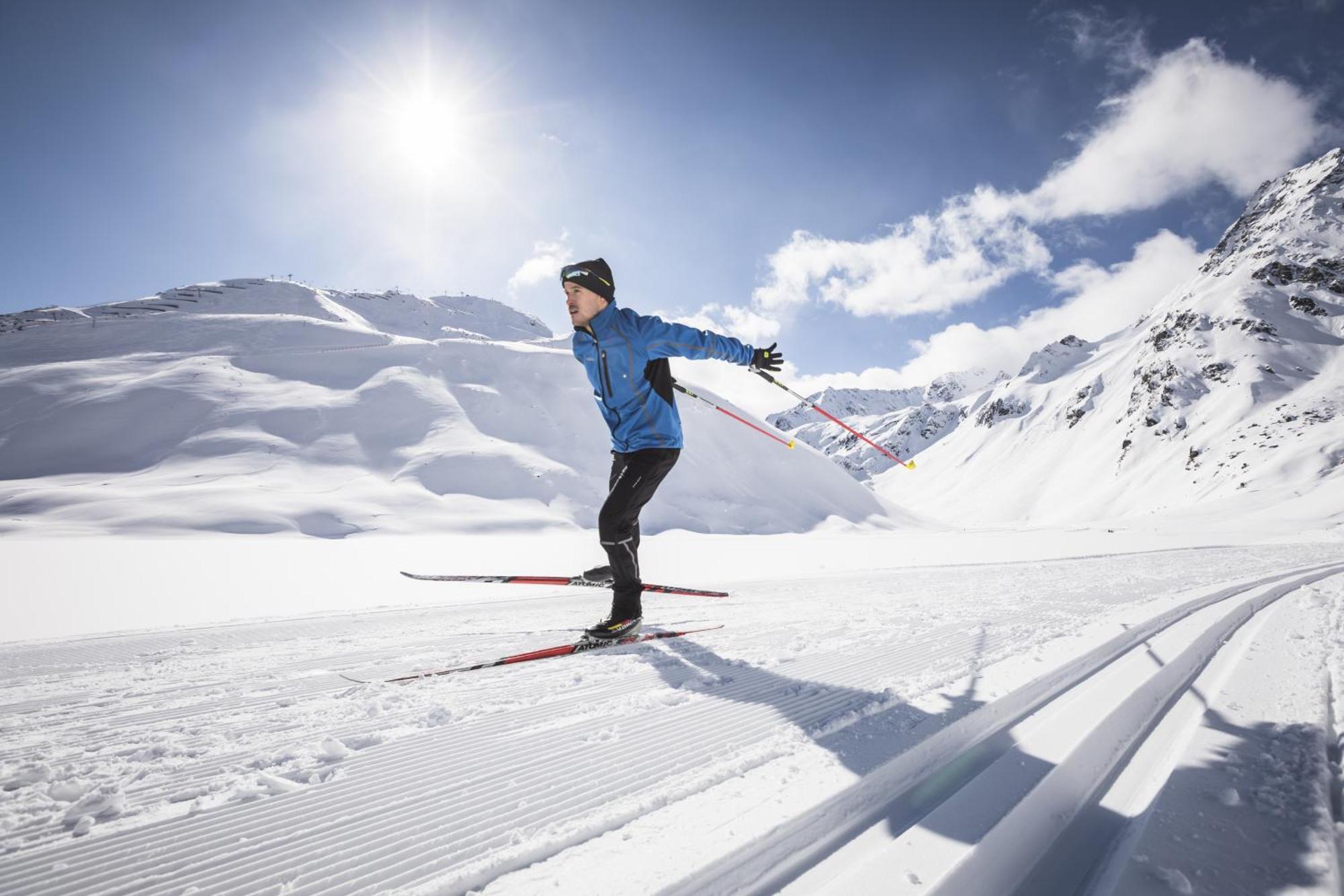 Apart Alpenzeit Arzl im Pitztal Esterno foto