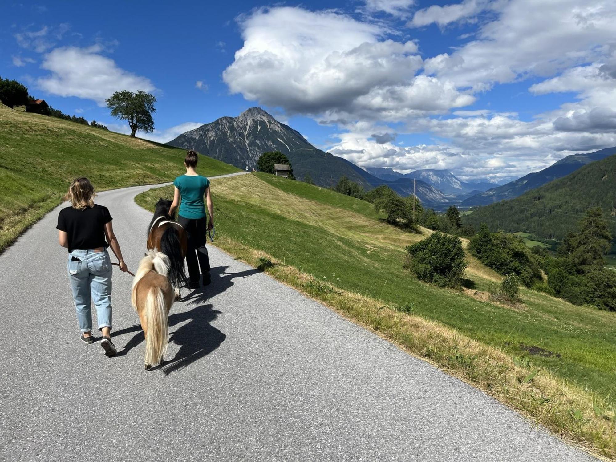 Apart Alpenzeit Arzl im Pitztal Esterno foto