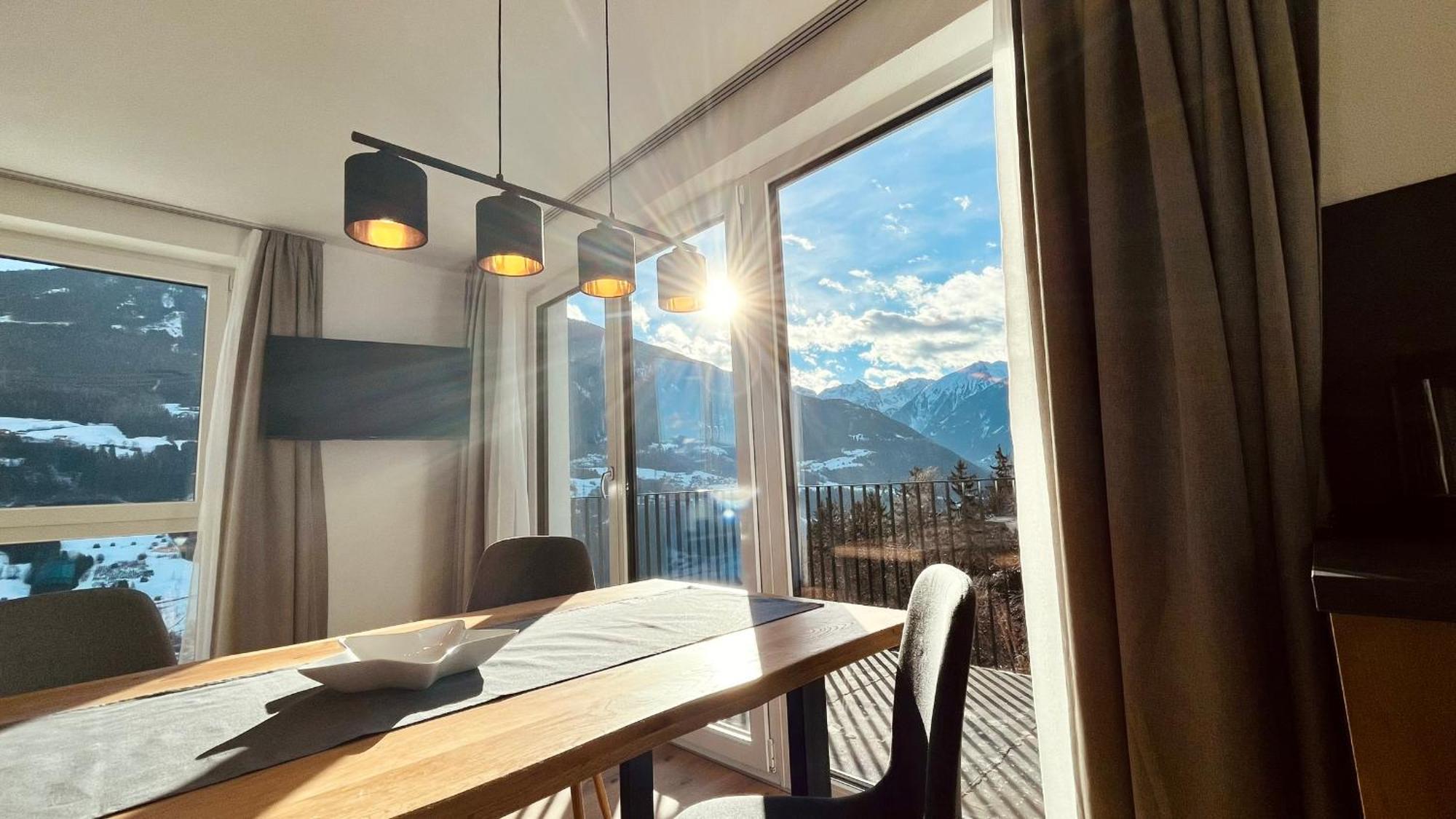 Apart Alpenzeit Arzl im Pitztal Esterno foto